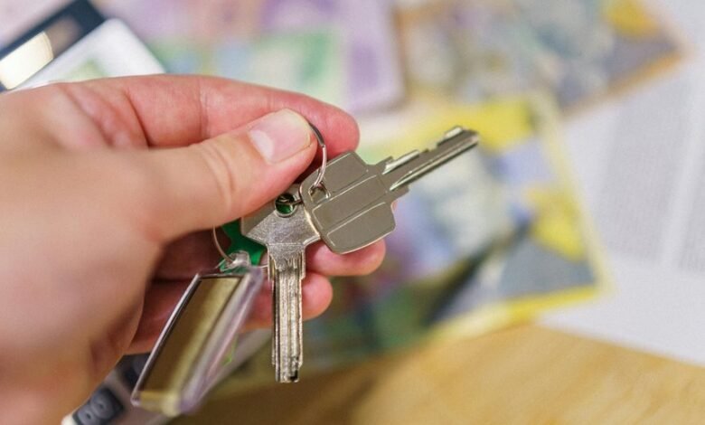investing in high return real estate