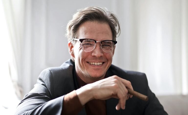 corporate intelligence service details